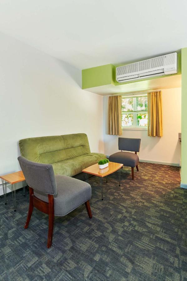 Greenporter Hotel Buitenkant foto
